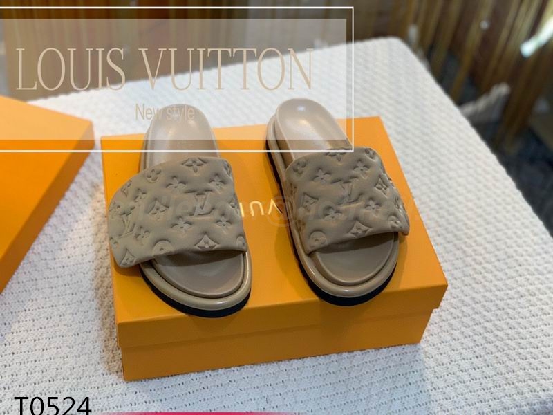 Louis Vuitton Women's Slippers 59